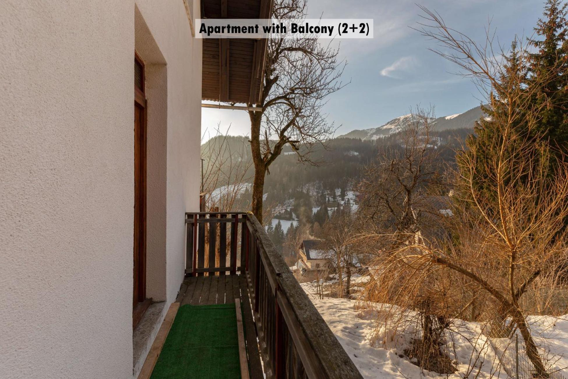 Apartments Farm House Uric Jesenice Exterior photo